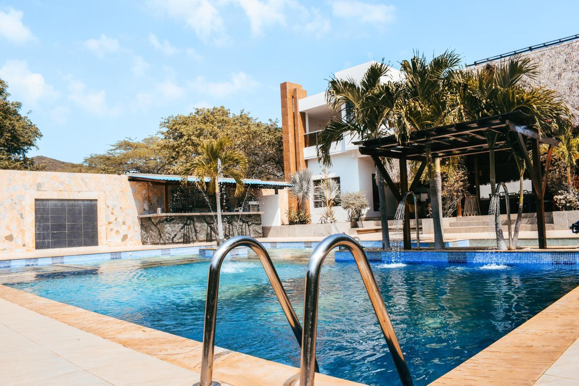 Rancho Ton Hotel Boutique Bonda Екстер'єр фото