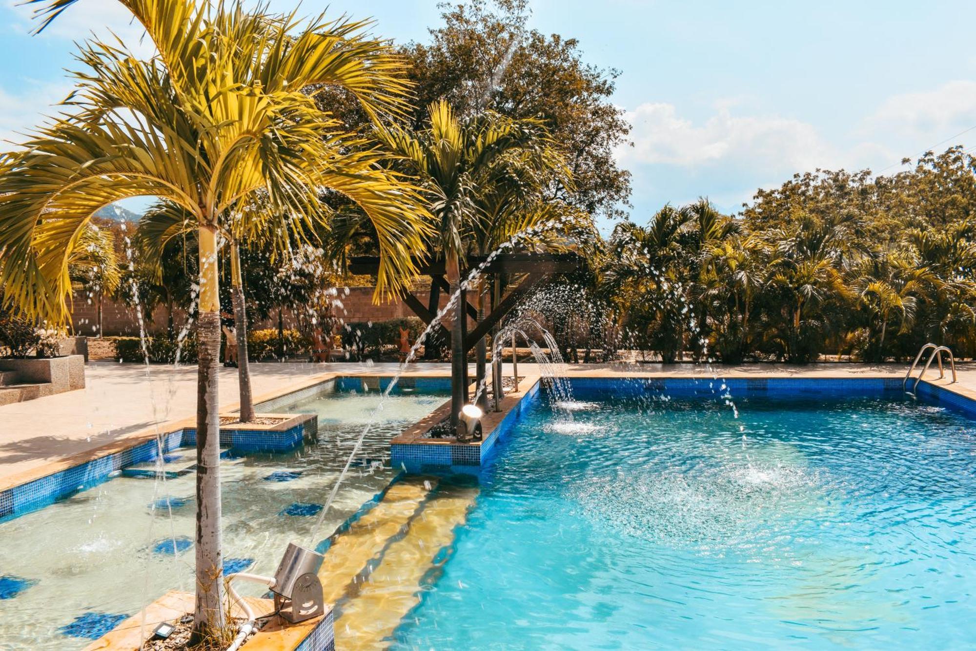 Rancho Ton Hotel Boutique Bonda Екстер'єр фото